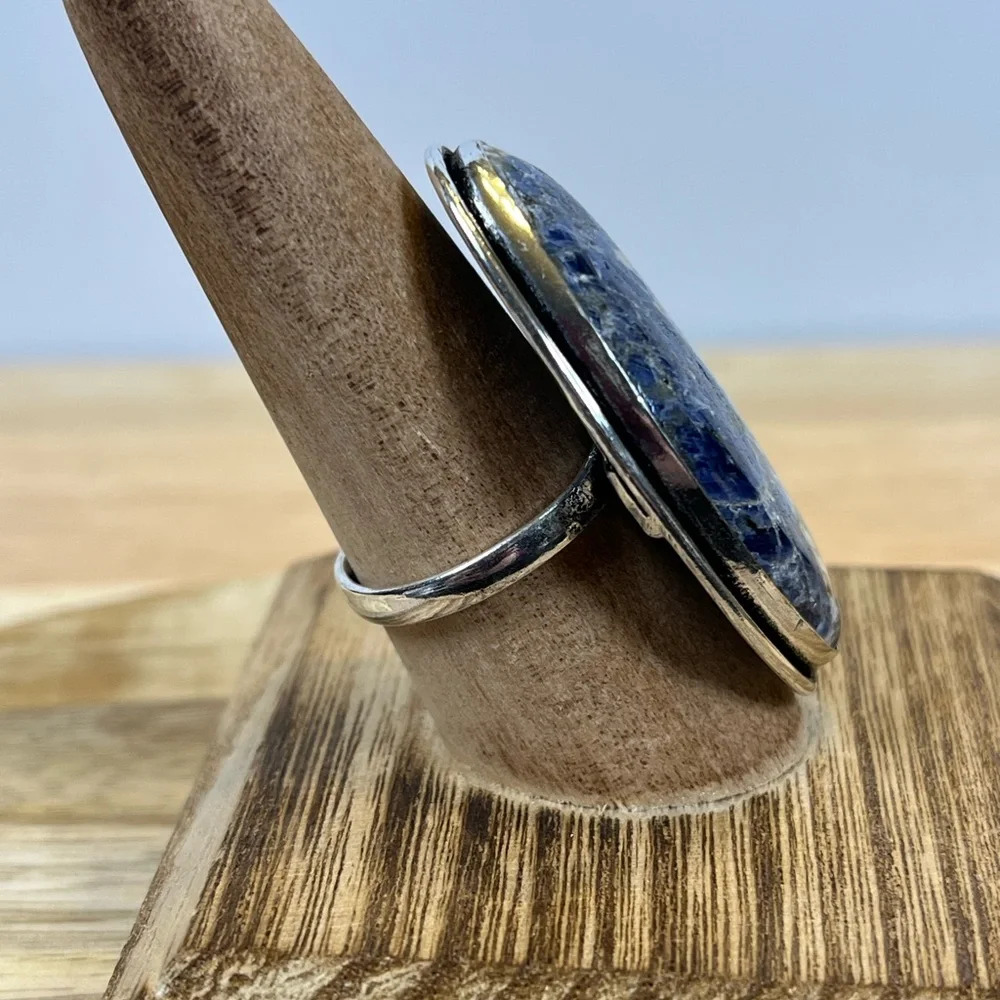 BLUE SODALITE GEMSTONE RING 925 SILVER OVERLAY SIZE 9.5 - Picture 2 of 8